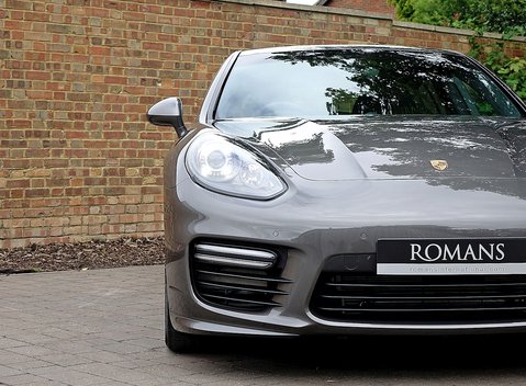 Porsche Panamera GTS 6
