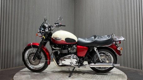 Triumph Bonneville 2012 ONLY 13K STUNNING EXAMPLE MOT WARRANTY 865CC 4