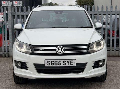 Volkswagen Tiguan 2.0 Tiguan R-Line TDI BlueMotion Technology 4Motion 4WD 5dr 3