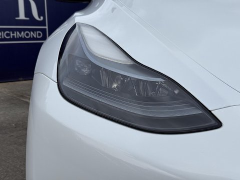 Tesla Model Y (Dual Motor) Long Range SUV 5dr Electric Auto 4WDE (384 bhp) 12