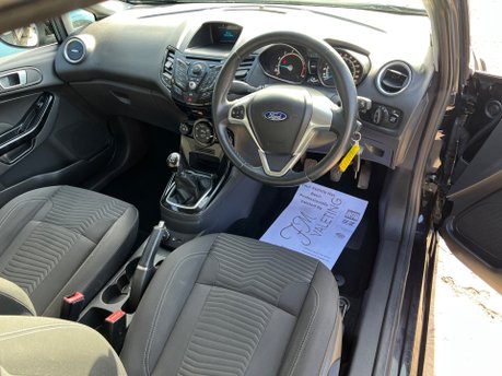 Ford Fiesta ZETEC 9