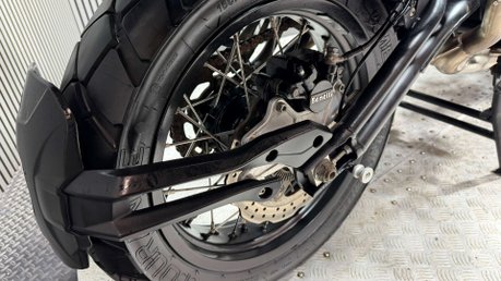 Benelli TRK 502 X 2022 ONLY 10K SIDE BOXES CAR PLAY A2 READY NEW MOT 500CC 30
