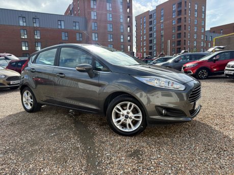 Ford Fiesta 1.0 T ZETEC AUTOMATIC LOOK! ONLY 39000 MILES! £35 ROAD TAX!