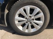 Volkswagen Golf SE 1.6 TDI BLUEMOTION TECHNOLOGY 5dr Manual £20 Road Tax 21