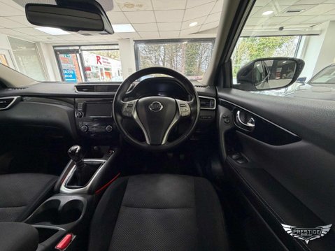 Nissan Qashqai 1.2 DIG-T N-Connecta 2WD Euro 6 (s/s) 5dr 52