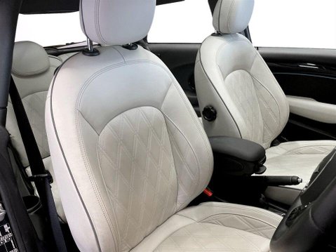 Mini Hatch 1.5 Cooper Exclusive Hatchback 3dr Petrol Steptronic Euro 6 (s/s) (136 ps) 11