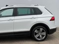 Volkswagen Tiguan 2.0 Tiguan SEL TDI BlueMotion Technology 4Motion Semi-Auto 4WD 5dr 57