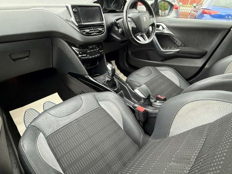 Peugeot 2008 1.2 PureTech Allure Premium SUV 5dr Petrol Manual Euro 6 (s/s) (82 ps) 41