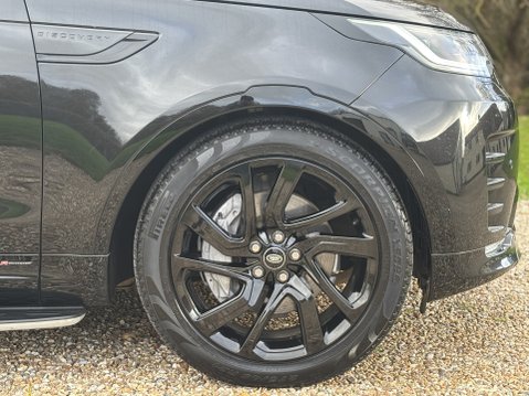 Land Rover Discovery R-DYNAMIC HSE MHEV 7