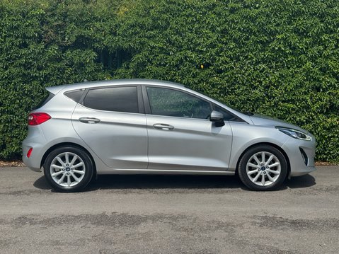 Ford Fiesta Fiesta 1.0T EcoBoost Titanium Hatchback 5dr Petrol 29