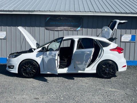 Ford Focus 1.5 TDCi ST-Line Euro 6 (s/s) 5dr 3