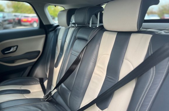 Land Rover Range Rover Evoque 2.2 SD4 DYNAMIC AUTO 34