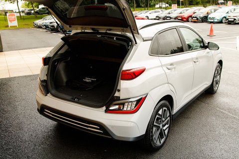 Hyundai KONA ULTIMATE 46