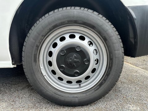 Peugeot Expert BLUEHDI PROFESSIONAL PREMIUM L1 7