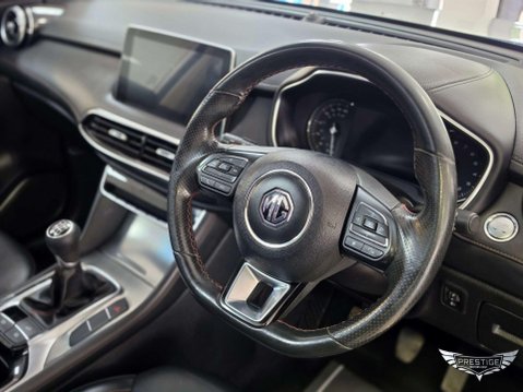 MG HS 1.5 T-GDI Exclusive Euro 6 (s/s) 5dr 56