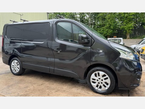 Renault Trafic 1.6 dCi ENERGY 27 Sport Nav Panel Van 5dr Diesel Manual SWB Standard Roof E 6