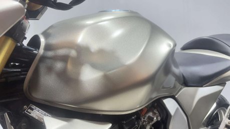 Kawasaki Z1000 2006 28K NAKED 1000CC NEW MOT RECENTLY SERVICED CLEAN BIKE 32