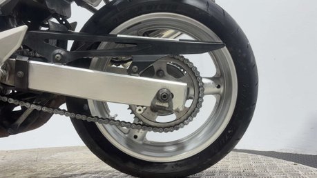 Suzuki SV650 SV650 2003 31K LONG MOT PERFECT A2 BIKE VTWIN SERVICED 650CC 42