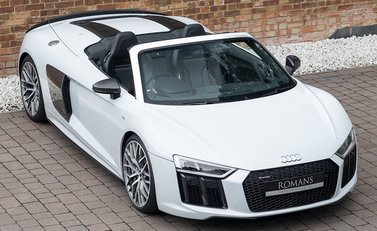 Audi R8 V10 Plus Spyder 8