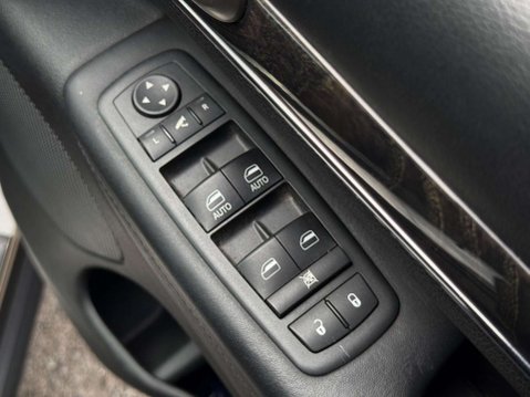 Jeep Grand Cherokee 3.0 V6 CRD Overland Auto 4WD Euro 5 5dr 77