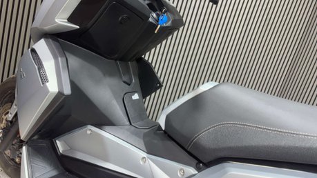 Lexmoto Nexus 2023 17K 1 ONWER LARGE SPORT MAXI SCOOTER 125CC 20