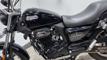 Lexmoto Michigan 2022 ONLY 3K NEW MOT SERVICED CRUISER 125CC LEARNER BIKE 21