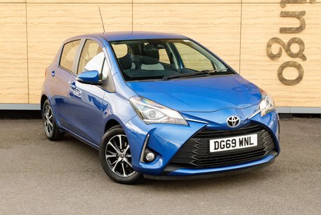 Toyota Yaris VVT-I ICON TECH