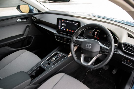 SEAT Leon ETSI SE DYNAMIC DSG MHEV