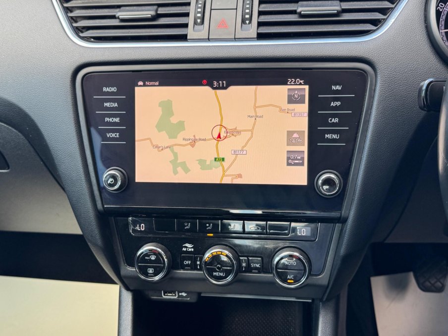 2018 Skoda Octavia — image 14