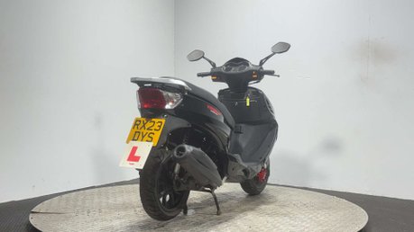 Direct Bikes Daytona 125 2023 Jaijue JJ 125CC PROJECT 3