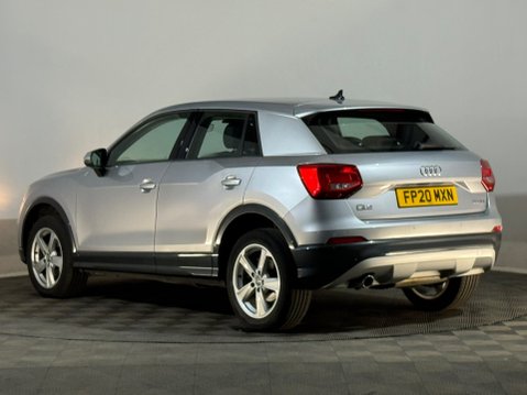 Audi Q2 TDI SPORT 9