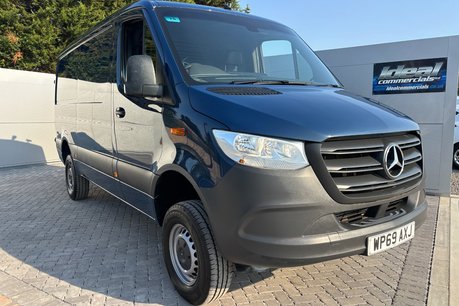 Mercedes-Benz Sprinter 316 Cdi Mwb Lr 4x4 Panel Van - Diff Lock / Low Range / Rear Camera