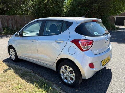 Hyundai i10 SE AUTOMATIC 6