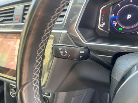 Volkswagen Tiguan 2.0 Tiguan R-Line Tech TDI Semi-Auto 5dr 20