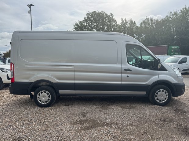 Ford Transit LWB L3H2 Medium Roof Trend 350 Sensors EURO 6 5