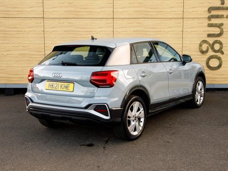Audi Q2 TFSI S LINE