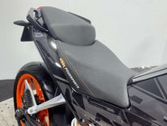 KTM 390 DUKE 2014 FULL HISTORY ONLY 5K VERY CLEAN A2 READY NAKED BIKE 390CC 10