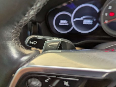 Porsche Cayenne 3.0 Cayenne V6 Auto 4WD 5dr 71