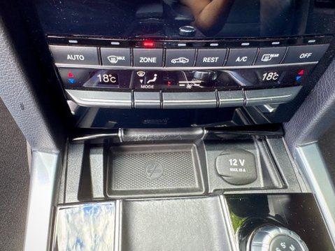 Mercedes-Benz E Class 5.5 E63 V8 BiTurbo AMG SpdS MCT Euro 6 (s/s) 4dr 90