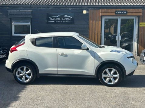 Nissan Juke 1.6 Acenta SUV 5dr Petrol Manual Euro 5 (s/s) (117 ps) 6