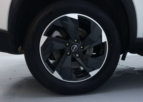 Nissan X-Trail 1.5 h e-POWER Acenta Premium SUV 5dr Petrol Hybrid Auto e-4ORCE Euro 6 (s/s 12