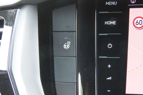 Volkswagen Touareg 3.0 TDI V6 R-Line Tiptronic 4Motion Euro 6 (s/s) 5dr 14
