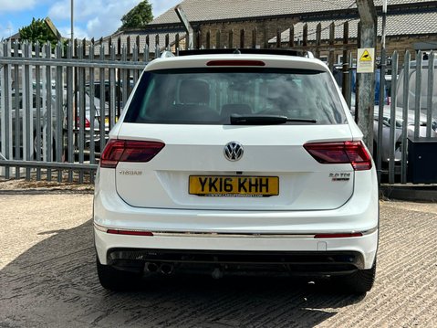 Volkswagen Tiguan R LINE TDI BMT 4MOTION DSG 24