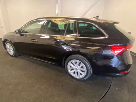 Skoda Octavia 1.5 Octavia SE L TSI e-Tec MHEV S-A 5dr 3