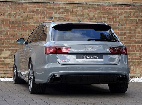 Audi RS6 Avant Performance 11
