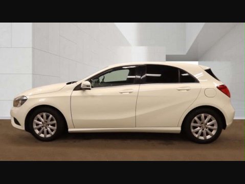 Mercedes-Benz A Class 1.6 A180 BlueEfficiency SE 5dr 9