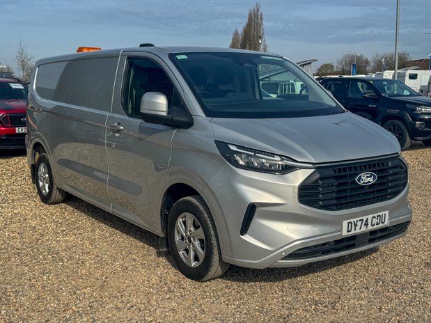 Ford Transit Custom LWB L2H1 Low Roof Limited 300 AirCon Alloys SELECT 4