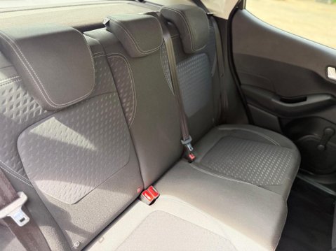 Ford Fiesta 1.0T EcoBoost Titanium Euro 6 (s/s) 5dr 11