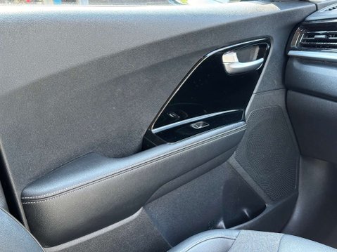 Kia Niro 1.6 Niro 2 HEV Semi-Auto 5dr 31