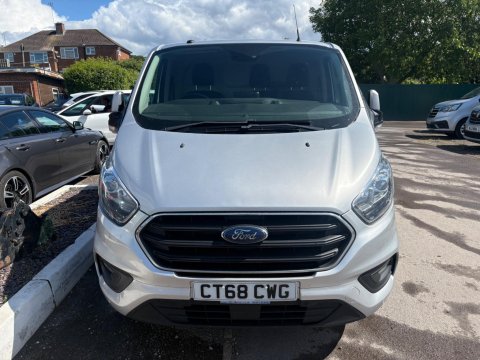 Ford Transit Custom 300 LIMITED P/V L2 H1 10